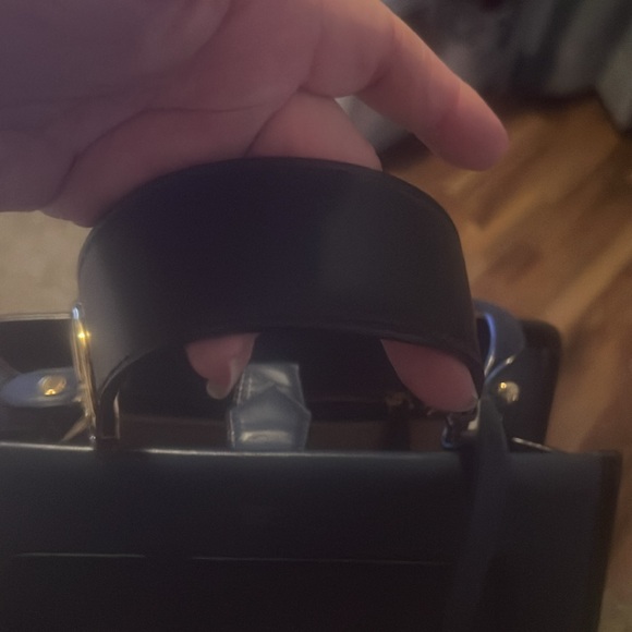 Fendi Runway Handbag - Picture 6 of 9